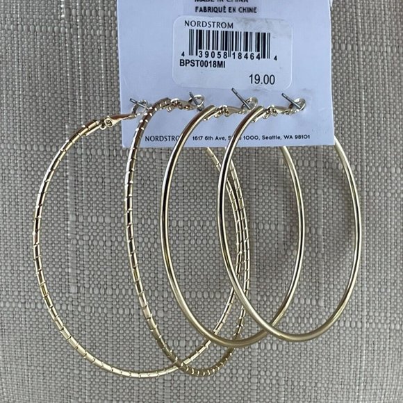 BP Nordstrom Women Earrings Gold Tone Hoop Ear Jewelry Set of 2 Earrings - Picture 3 of 10